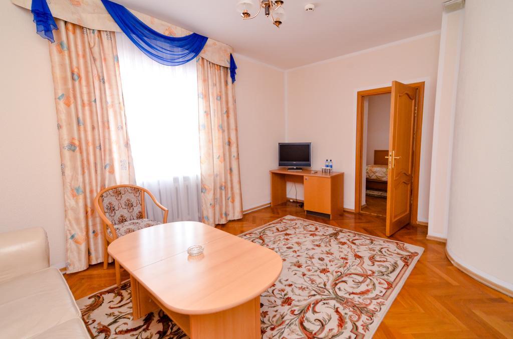 Altyn Dala Hotel Asztana Kültér fotó