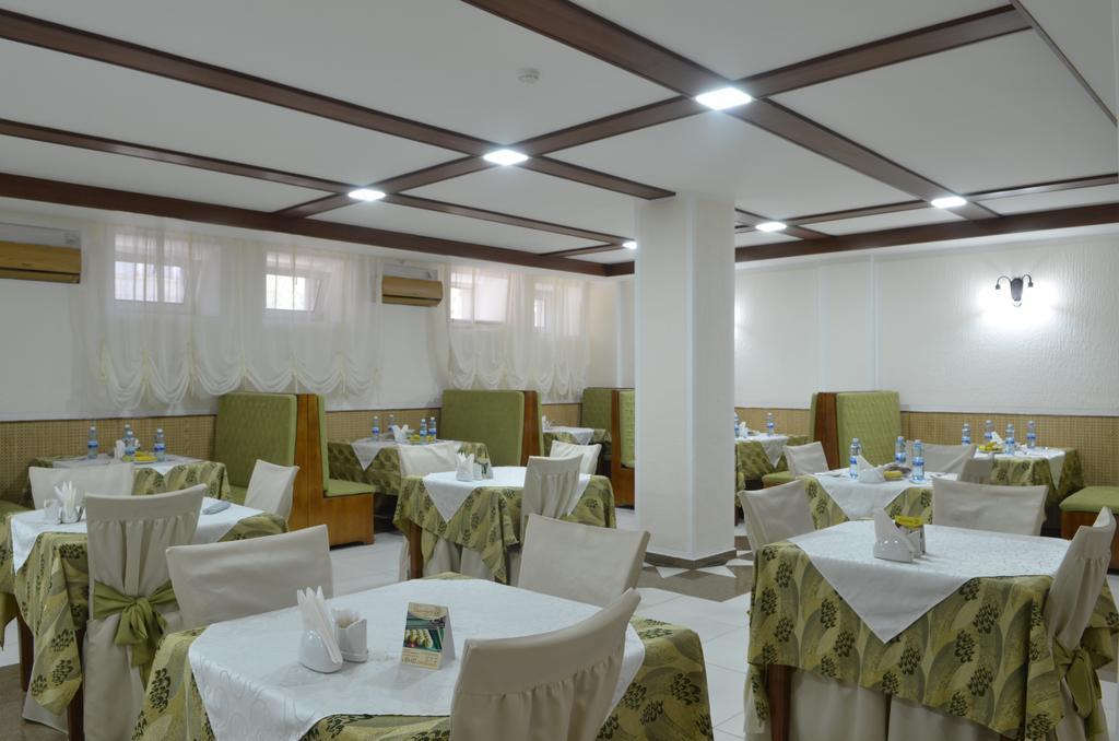 Altyn Dala Hotel Asztana Kültér fotó
