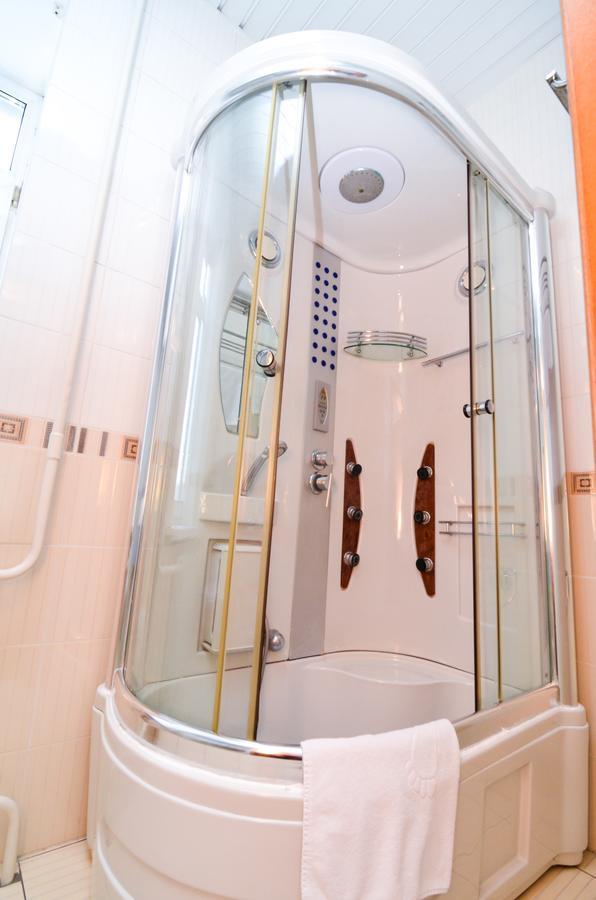 Altyn Dala Hotel Asztana Kültér fotó