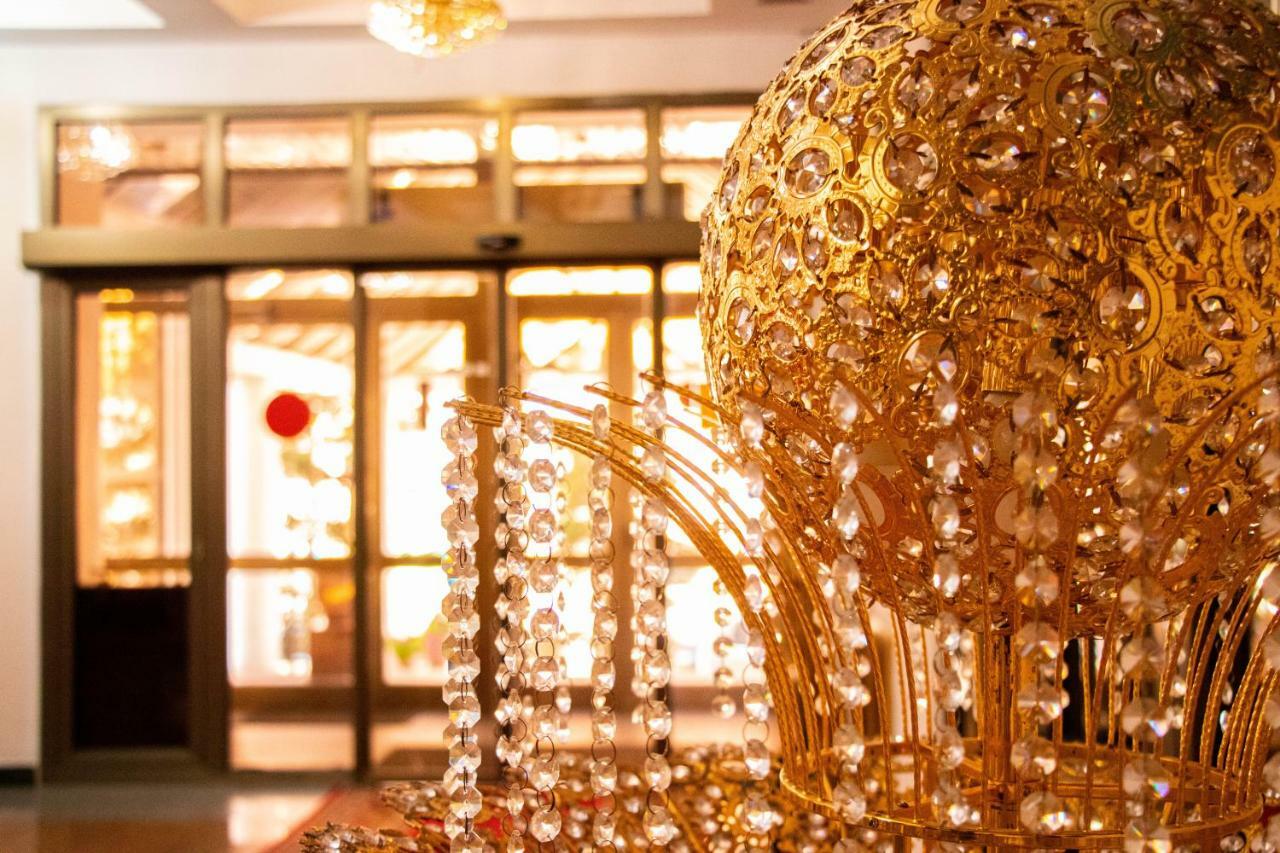 Altyn Dala Hotel Asztana Kültér fotó